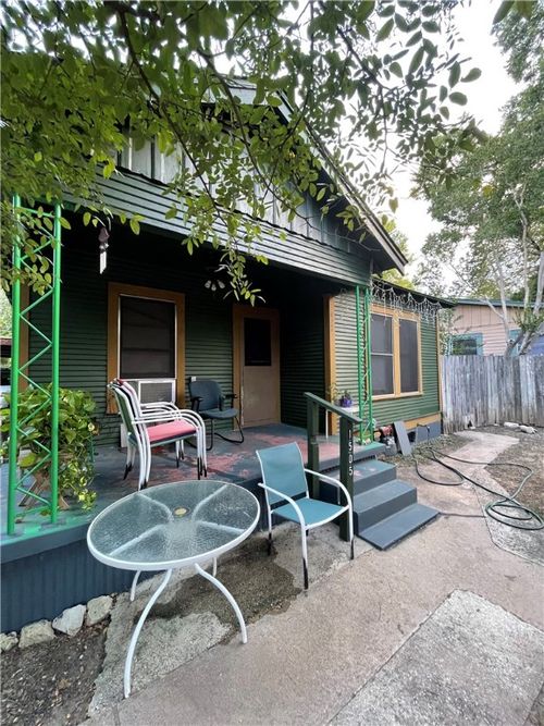 1505 Willow St, Austin, TX, 78702-4303 | Card Image