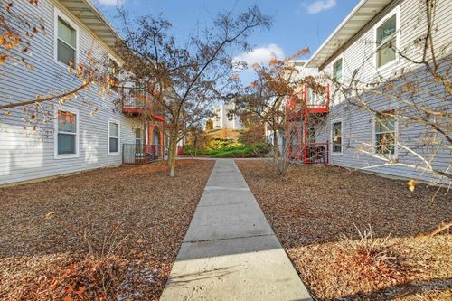 apt-103-131 Baker St, Moscow, ID, 83843-4028 | Card Image