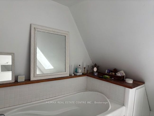 286399 10 Sideroad, House other with 4 bedrooms, 2 bathrooms and 4 parking in Mono ON | Image 33