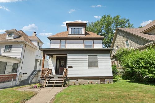 1113 Woodmont Ave, New Kensington, PA, 15068-5546 | Card Image