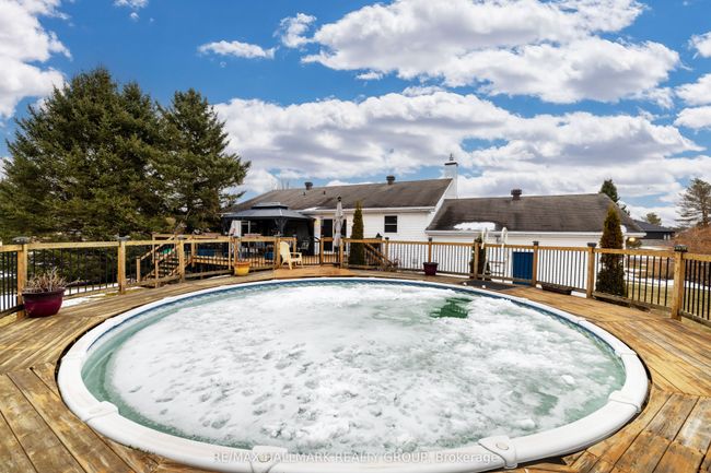 1999 Kingsley St, House other with 5 bedrooms, 3 bathrooms and 8 parking in Bourget ON | Image 44
