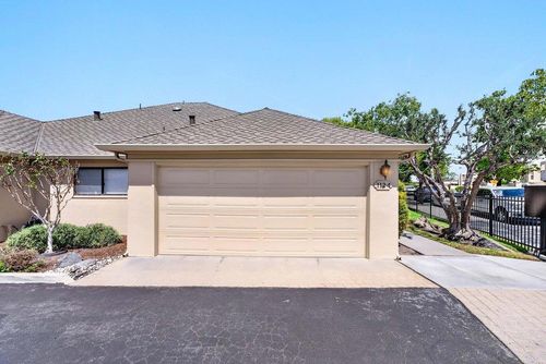 unit-4-112 Nissen Rd, Salinas, CA, 93901-2279 | Card Image