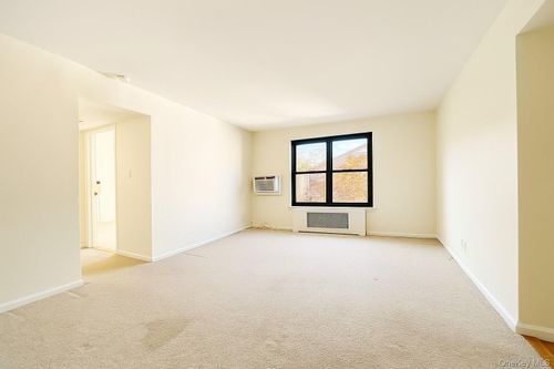 apt-3h-7 Terrace Cir, Great Neck, NY, 11021-4128 | Card Image