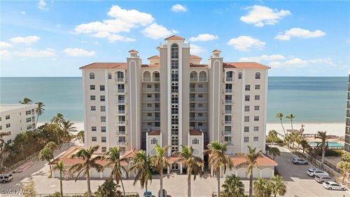 304-9577 Gulf Shore Drive, NAPLES, FL, 34108 | Card Image