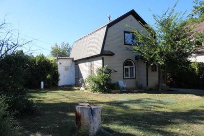 309 Centre St, House detached with 3 bedrooms, 1 bathrooms and 1 parking in Bow Island AB | Image 1