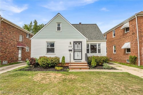 330 E 200th St, Euclid, OH, 44119-1104 | Card Image