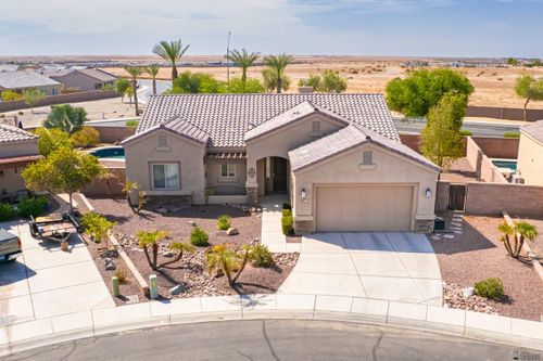 8077 E 35 Pl, Yuma, AZ, 85365 | Card Image