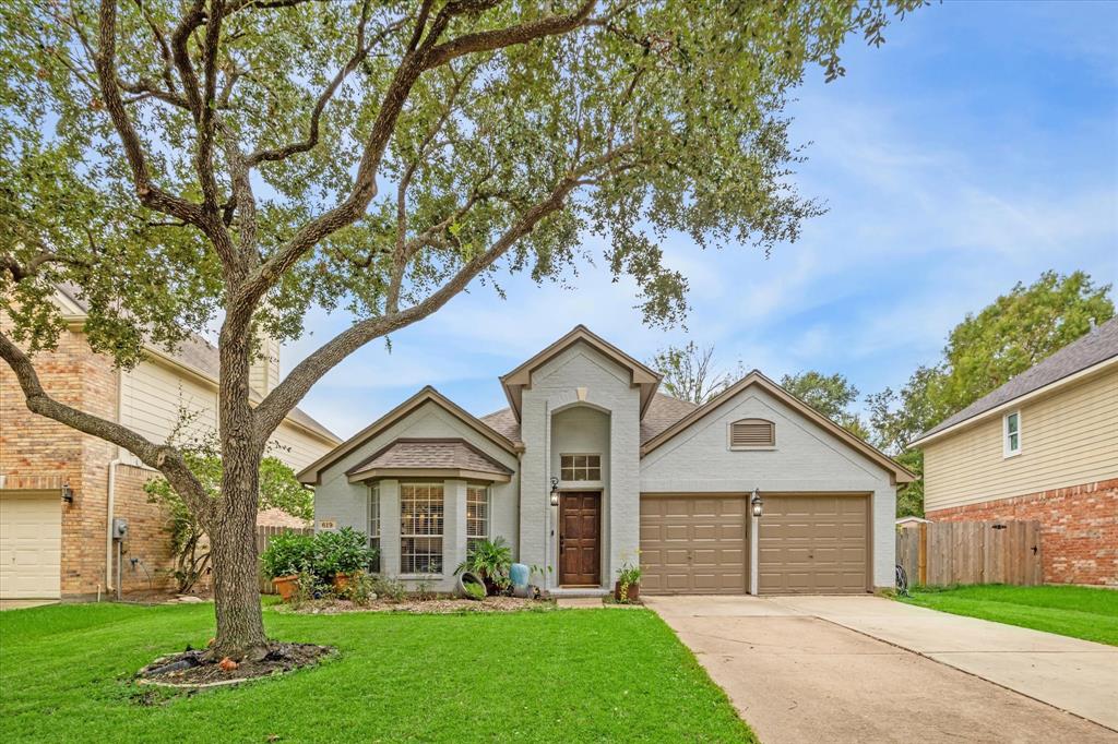 Presley Way, Sugar Land, TX 77479