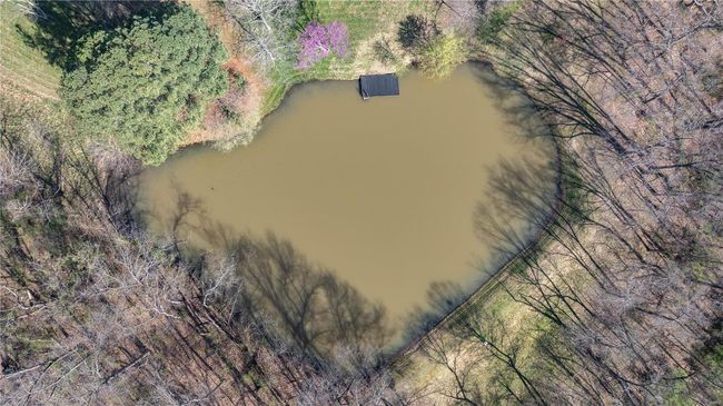 8556 Kee Mac Ln, House other with 2 bedrooms, 2 bathrooms and 3 parking in Alton IL | Image 8