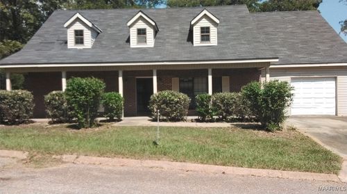 300 Hicks St, Greenville, AL, 36037-2836 | Card Image