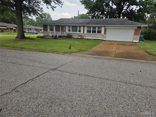 1200 Ensley Dr, Saint Louis, MO, 63137-1450 | Card Image