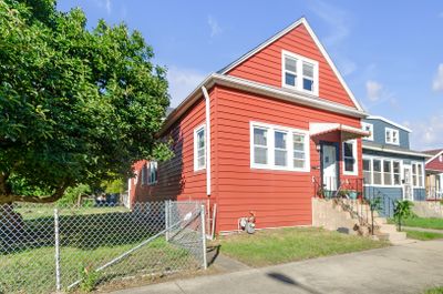 12426 May Street, House other with 3 bedrooms, 1 bathrooms and 2 parking in Calumet Park IL | Image 2