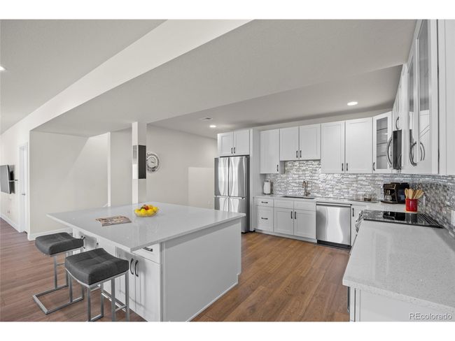7166 S Vandriver Way, House other with 6 bedrooms, 5 bathrooms and null parking in Aurora CO | Image 36