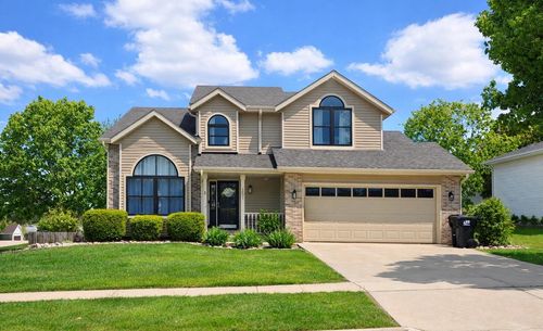 1607 Meadow Lane, Elkhorn, WI, 53121 | Card Image