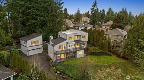 6021 158th Pl Ne, Redmond, WA, 98052-4811 | Card Image