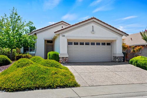 1352 Tahoma Ln, Lincoln, CA, 95648-8744 | Card Image