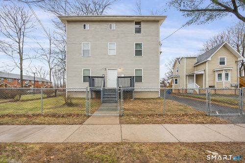 33 Martin St, Hartford, CT, 06120-2026 | Card Image