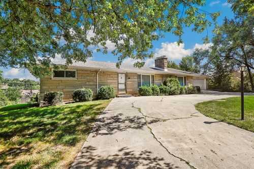 9225 S 84th Ave, Hickory Hills, IL, 60457-1803 | Card Image