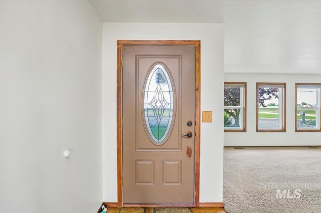 16476 Ustick Rd, House other with 3 bedrooms, 2 bathrooms and 2 parking in Caldwell ID | Image 5