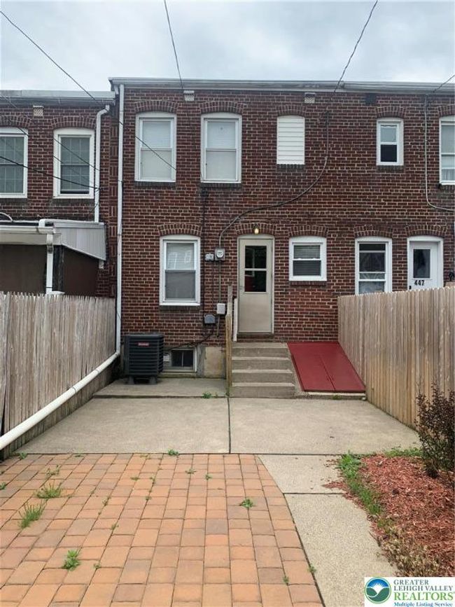 449 E Garrison St, Townhouse with 3 bedrooms, 1 bathrooms and null parking in BETHLEHEM PA | Image 27