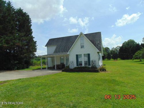 3318 Wildwood Rd, Maryville, TN, 37804-4935 | Card Image
