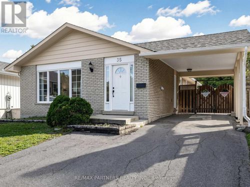 35 Culham St, Oakville, ON, L6H1G3 | Card Image