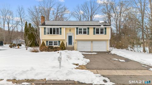 121 Village St, Bristol, CT, 06010-8034 | Card Image