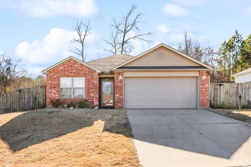 109 Riveria Cv, Benton, AR, 72015-9669 | Card Image
