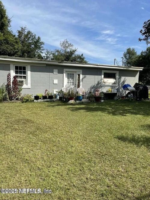 10603 Briarcliff Rd E, JACKSONVILLE, FL, 32218-5442 | Card Image