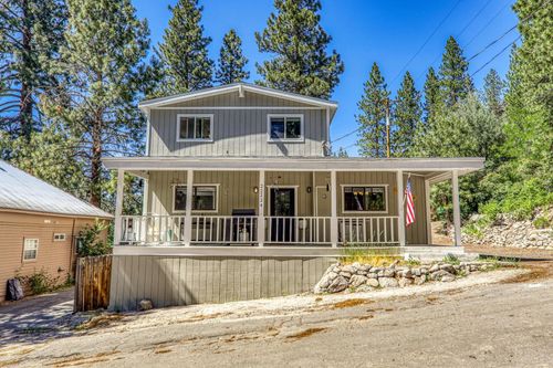 22224 Spruce St, Floriston, CA, 96111-4513 | Card Image