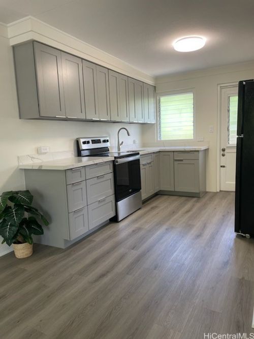 b1-725 Kihapai Pl, Kailua, HI, 96734-2675 | Card Image