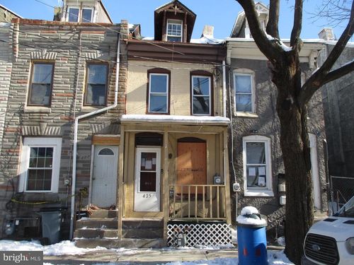 425 N 2nd St, READING, PA, 19601-2701 | Card Image