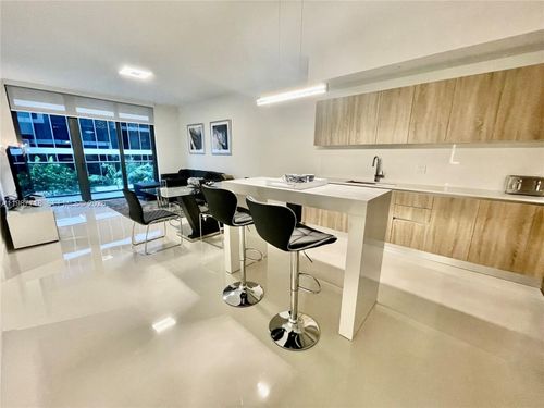 unit-707-2960 Ne 207th St, Aventura, FL, 33180-1451 | Card Image