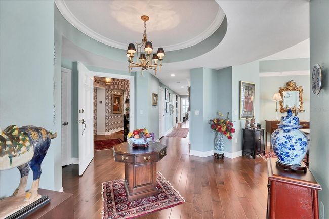Rotunda at Entrance from Private Elevator Foyer | Image 9