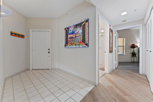 APT-204 - 500 Uno Lago Dr, Condo with 2 bedrooms, 2 bathrooms and null parking in Juno Beach FL | Image 6
