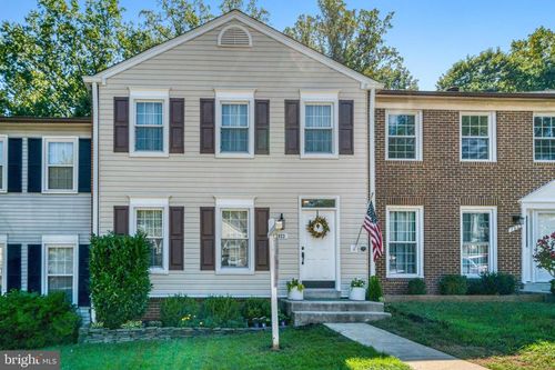7923 Forest Path Way, SPRINGFIELD, VA, 22153-2606 | Card Image
