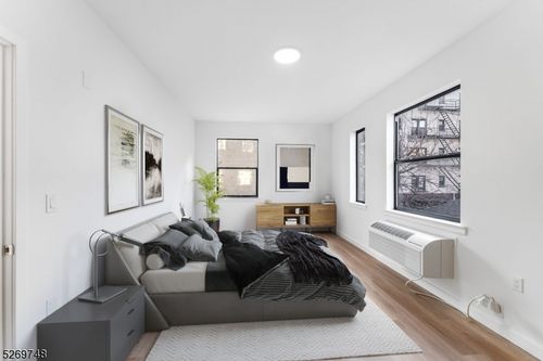 apt-206-25 Freeway Dr E, East Orange, NJ, 07018-4223 | Card Image