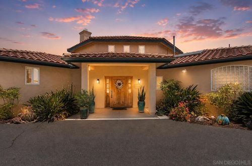 1550 Knoll Park Lane, Fallbrook, CA, 92028 | Card Image
