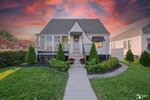 2846 William R St, Trenton, MI, 48183-3640 | Card Image