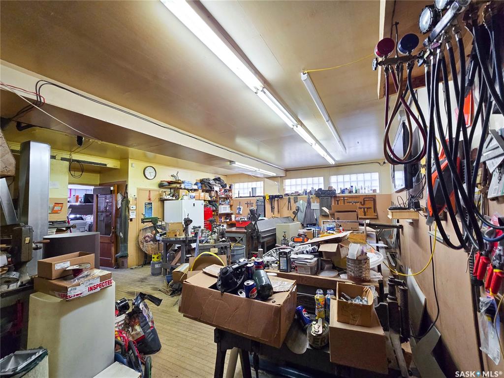 Commercial Sale in Melville 4
