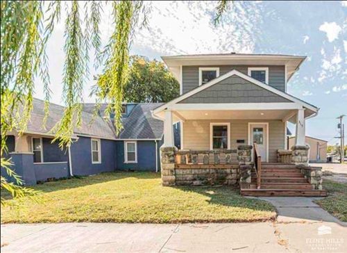 315 W 7th St, Junction City, KS, 66441-3053 | Card Image