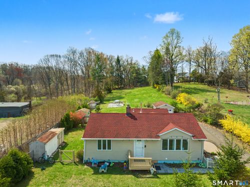 394 Clintonville Rd, North Haven, CT, 06473-2813 | Card Image