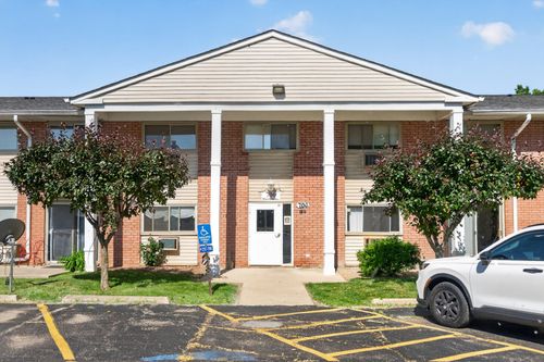 204-706 Marilyn Ave, Glendale Heights, IL, 60139-2949 | Card Image