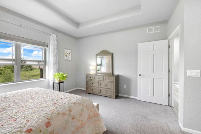 105 Community Dr, Condo with 3 bedrooms, 3 bathrooms and null parking in FALL RIVER WI | Image 20