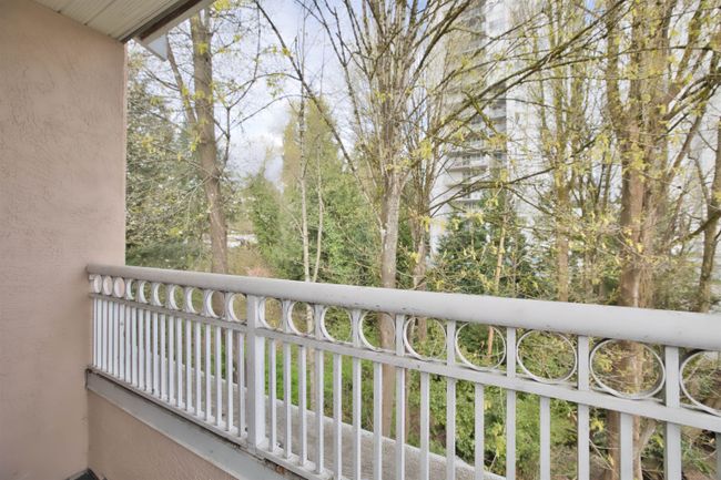 303 - 515 Whiting Way, Condo with 2 bedrooms, 2 bathrooms and 2 parking in Coquitlam BC | Image 20