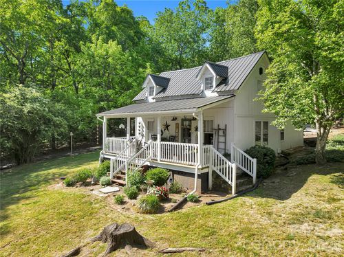 289 Carson St, Tryon, NC, 28782-3736 | Card Image