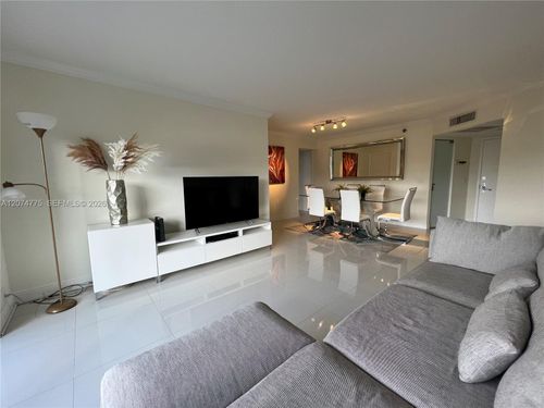 406-3300 Ne 191st St, Aventura, FL, 33180-2451 | Card Image