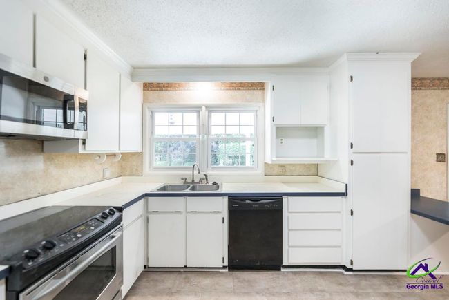 206 Forest Hill Dr, House other with 3 bedrooms, 2 bathrooms and null parking in Warner Robins GA | Image 12