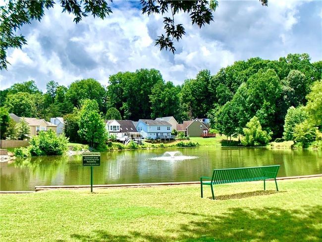 2605 Vineyard Way Se, Condo with 2 bedrooms, 2 bathrooms and 3 parking in Smyrna GA | Image 31