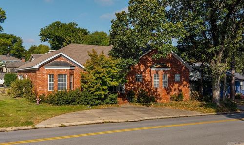 6000 Longwood Rd, Cammack Village, AR, 72207-2715 | Card Image